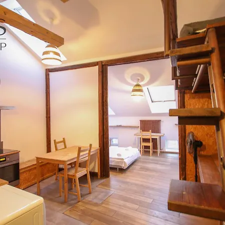 Klasyczny Apartament Obok Wawelu Old Town Krasków Eksteriør bilde