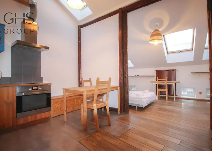 Klasyczny Apartament Obok Wawelu Old Town
